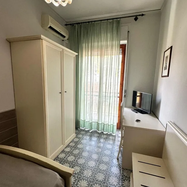غرفة مفردة، Hotel Europa 6/7