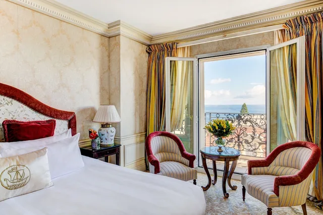 جناح ديلوكس بسرير كينج بإطلالة على البحر، Hotel Metropole Monte Carlo 1/6