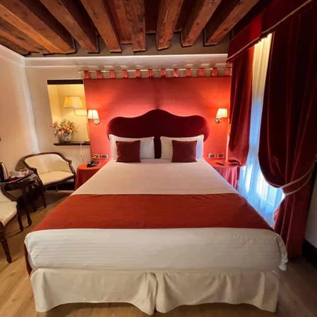 غرفة بسرير كينج تُحدَّد عند الوصول، Ruzzini Palace Hotel 5/8
