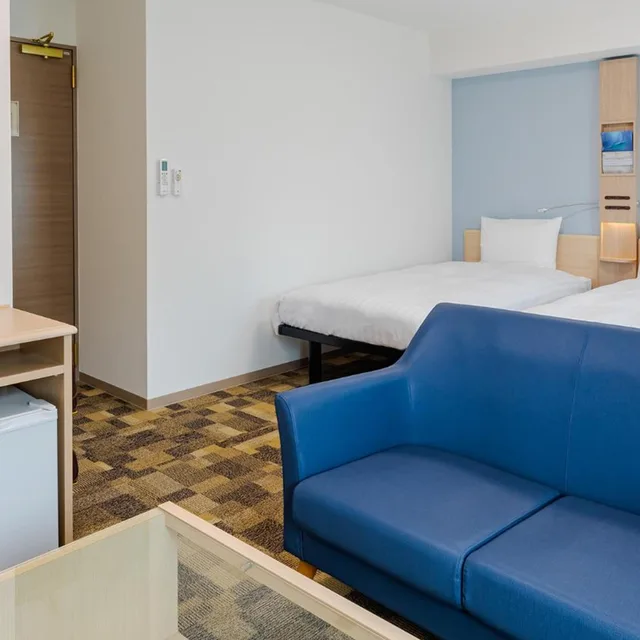 Superior, Twin Beds, Toyoko Inn Osaka Namba 2/4