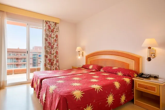 شقة بأربعة أسرّة بغرفة نوم واحدة بإطلالة جزئية على البحر، Best Roquetas Hotel 6/10