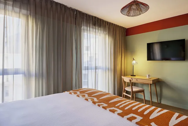 غرفة قياسية بسرير كوين، Hotel Ligo 8/10