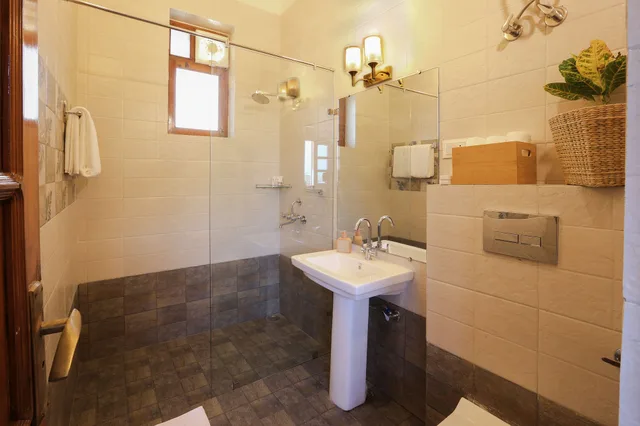 4 Bedrooms, Luxury, Cottage, 4 Queen Beds, Mountain View, Garden Area، Lamrin Boutique Cottages 2/2