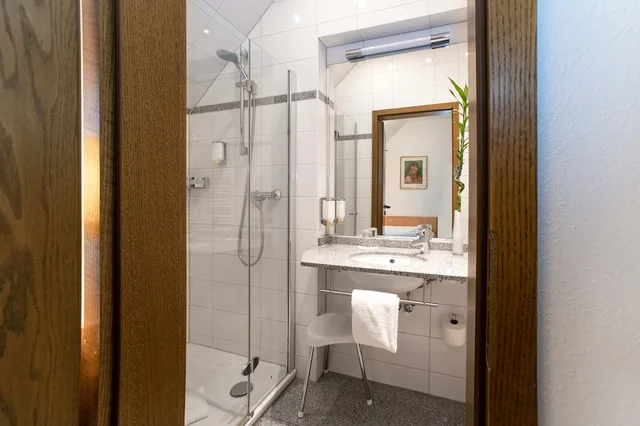غرفة بسريرين منفصلين، UNO Hotel Posthof Saarlouis 4/6