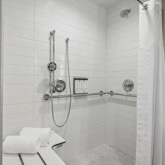 جناح بسرير كينج مع أريكة لذوي الإعاقة، Hyatt Place Newark/Silicon Valley 4/6
