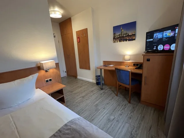 غرفة قياسية مفردة، Hotel Niederraeder Hof 6/7