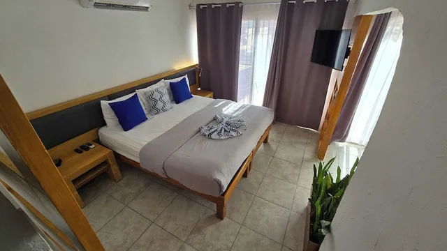 Renovated, Superior, King Bed, Buena Vista Oceanfront & Hot Springs Resort 6/8