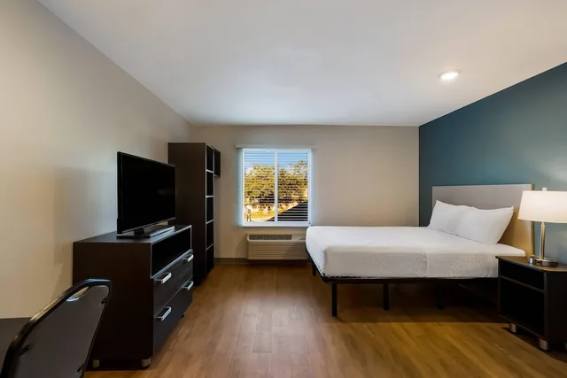 غرفة قياسية بسرير مزدوج لذوي الإعاقة، WoodSpring Suites Orlando West - Clermont 2/9