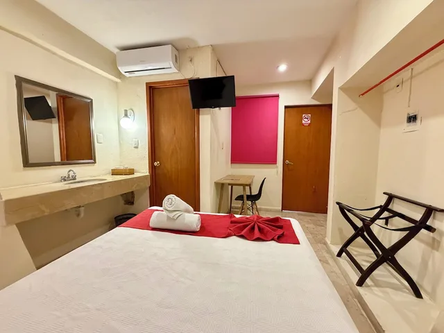 Basic, Queen Bed, Barranquilla Hotel 7/10
