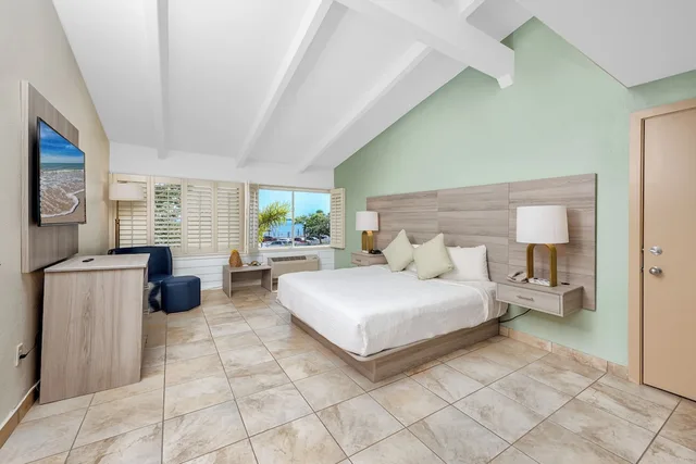 جناح بسرير كينج وسرير كوين بحوض جاكوزي، Best Western Plus Yacht Harbor Inn 2/4
