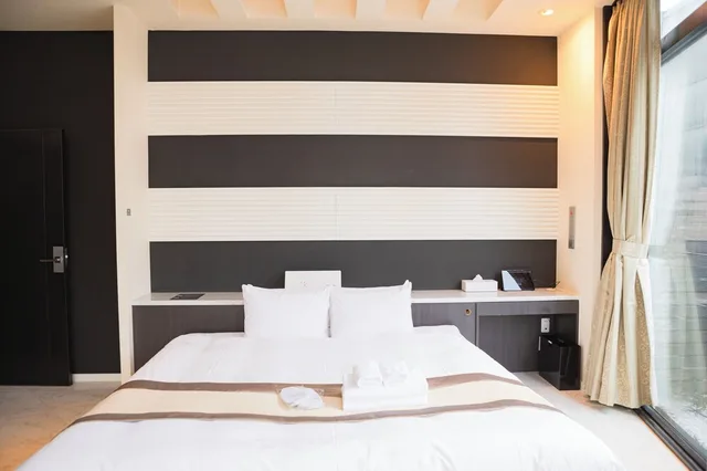 Urban, Queen Bed, Sauna, Terrace، Hotel Rima chocolat 3/9