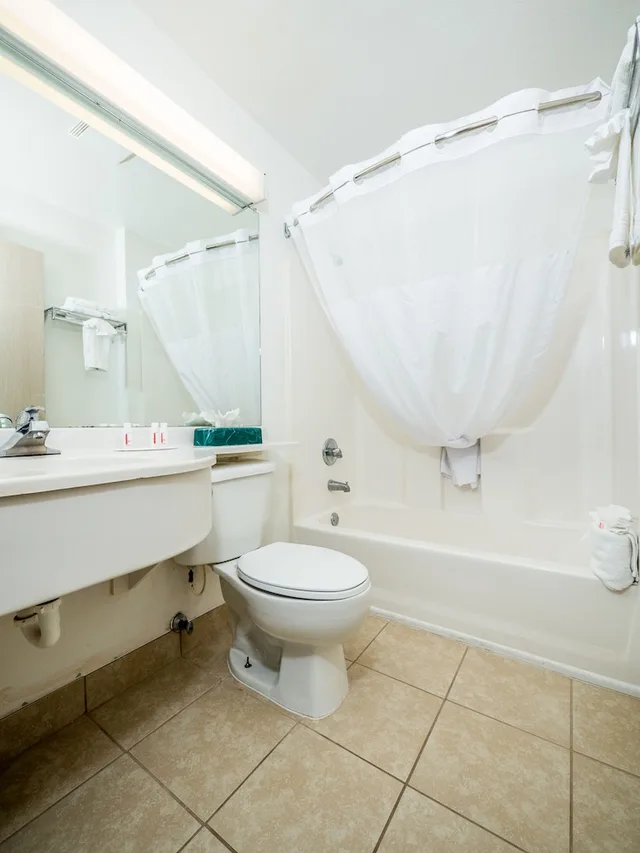 غرفة قياسية بسريرين كوين، Microtel Inn & Suites by Wyndham Palm Coast I-95 3/3