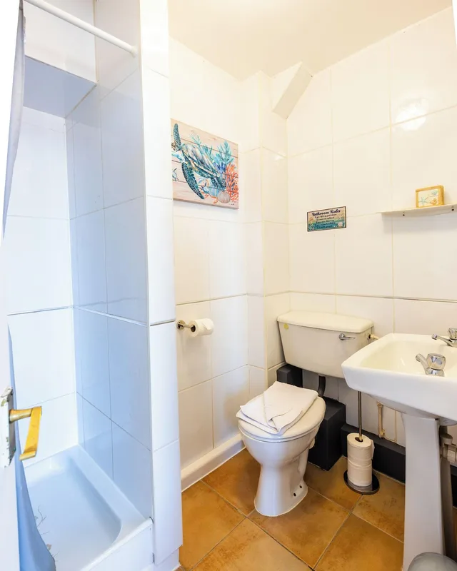 غرفة عائلية بإطلالة على البحر، St George's Guesthouse 6/10