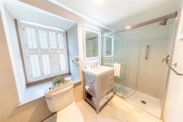 Suite, King Bed, Sofa, Kitchenette, The Westfield Inn, BW Signature Collection 7/7