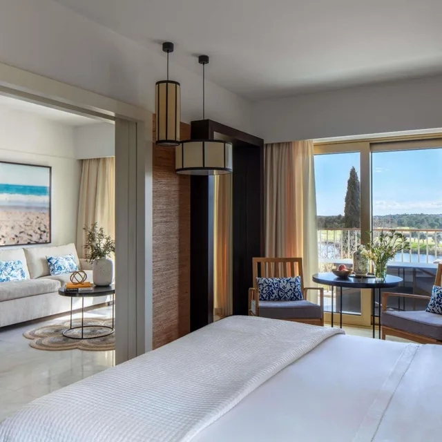 Junior Suite, King Bed, Golf Course View, Balcony، Victoria Golf Resort and Spa Managed by Accor 2/4