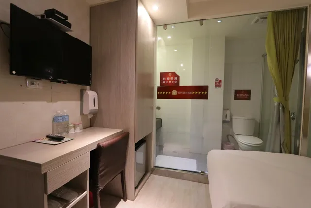 Room, Double Bed, No Window، YPJ HOTEL 5/5