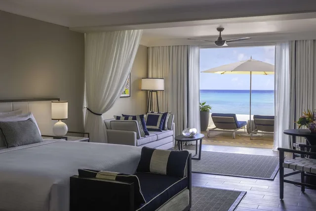 Suite, King Bed, Beach Front, Accessible، The Fairmont Royal Pavilion 3/7