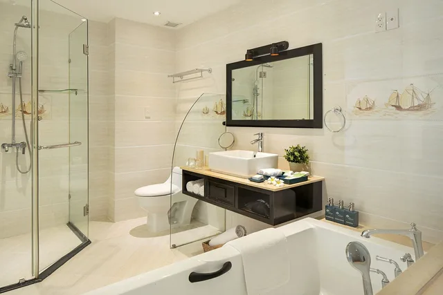 Senior, Deluxe, Queen Bed، The Sailing Bay Beach Resort 7/8