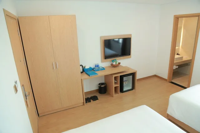 غرفة سوبيريور ثلاثية بسرير كوين وسرير فردي بإطلالة على المدينة، Gold Boutique Hotel Danang 4/4