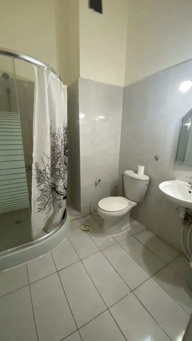 غرفة رباعية بأربعة أسرّة، Newpark Hotel Amman 7/8