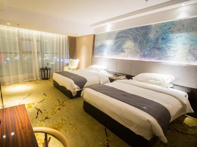غرفة بسريرين منفصلين بإطلالة، GreenTree Eastern Jingde Town Railway Station Hotel 1/1