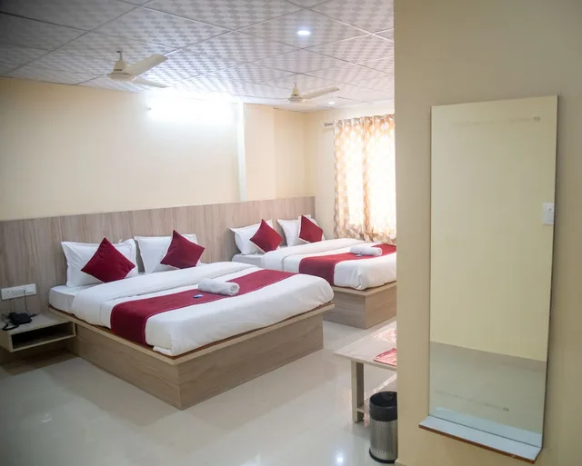 جناح عائلي بسرير كوين، Hotel Thikana Palace 7/10