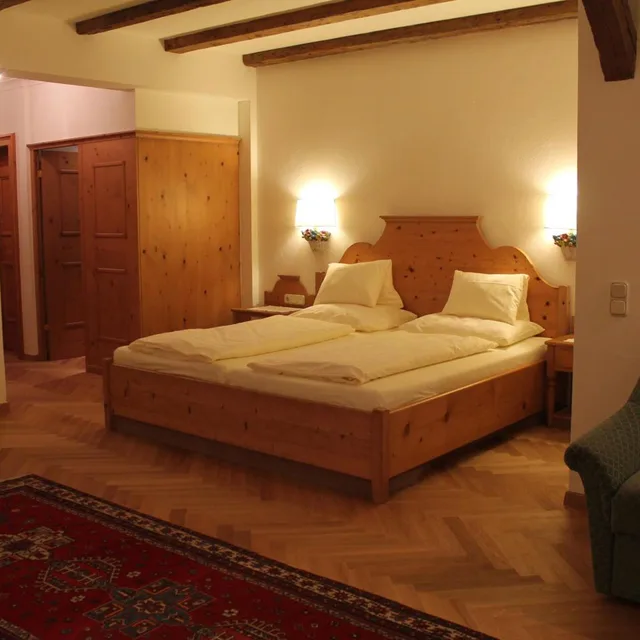 جناح جونيور مع أريكة، HOTEL TIEFENBRUNNER 2/8