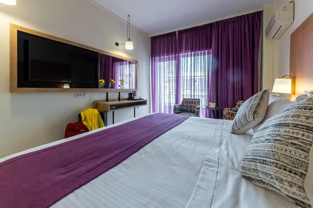 Superior, Double Bed, Polis Grand Hotel 2/10