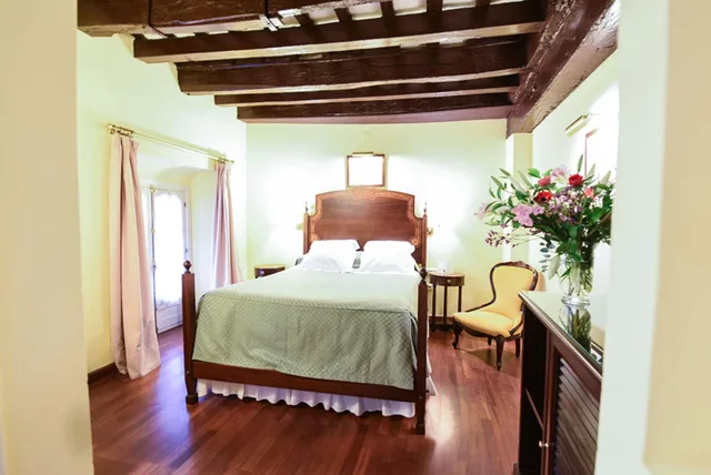 Room, Single, Double Bed, Las Casas De La Juderia Sevilla 6/10