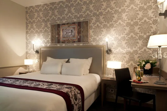 جناح جونيور بسريرين مزدوجين، Hotel Monceau Wagram 2/3