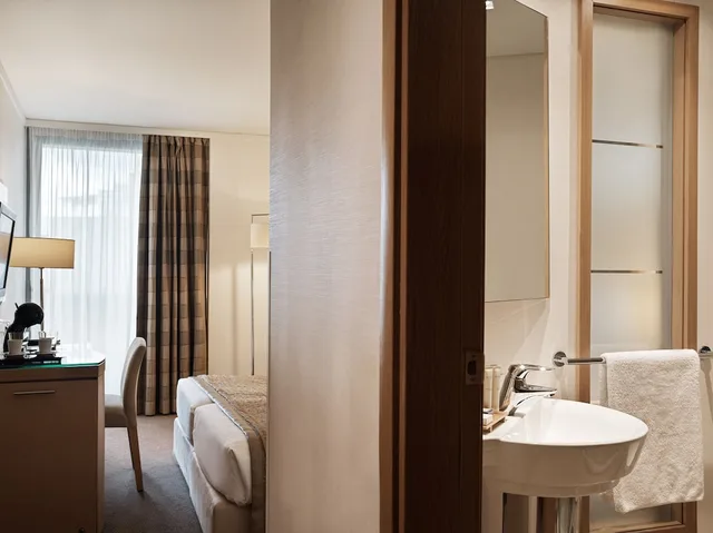 غرفة سوبيريور بسرير كوين بإطلالة على المدينة، Galaxy Hotel Iraklio 7/7
