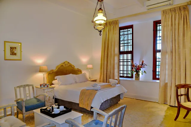 Premier, Villa, King and Queen Bed, Val Du Charron Coach House 5/8