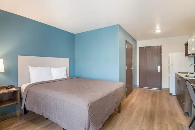 جناح بسرير كوين مع أريكة، WoodSpring Suites Broomfield - Westminster 10/10