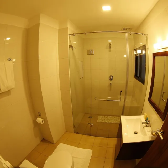 غرفة بريميوم ثلاثية، Hotel Arts 7/8