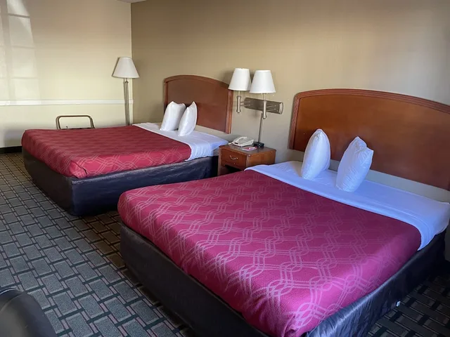 غرفة بسريرين مزدوجين لذوي الإعاقة، Econo Lodge Kalamazoo MI 1/1
