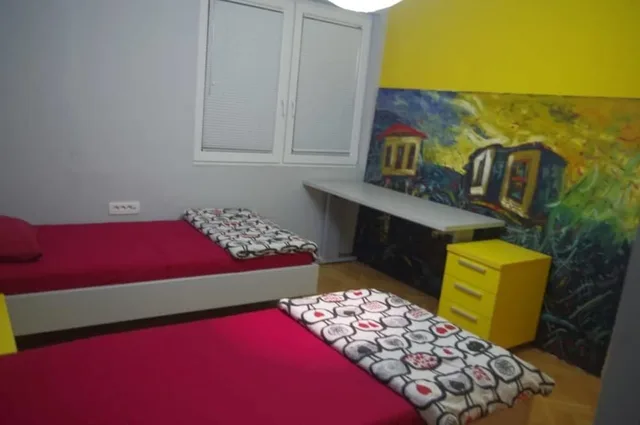 غرفة اقتصادية بسرير كوين بغرفة نوم واحدة بحمام مشترك، Grande House 1/2