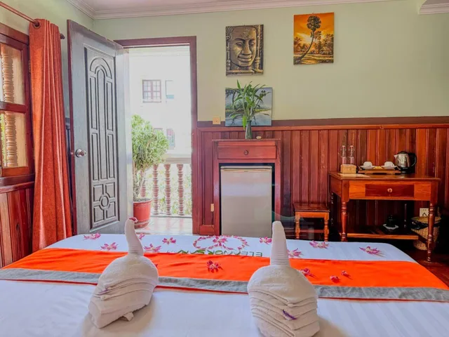 غرفة ديلوكس بسرير مزدوج أو سريرين منفصلين بشرفة بحوض استحمام، Siem Reap Center Hotel 5/10