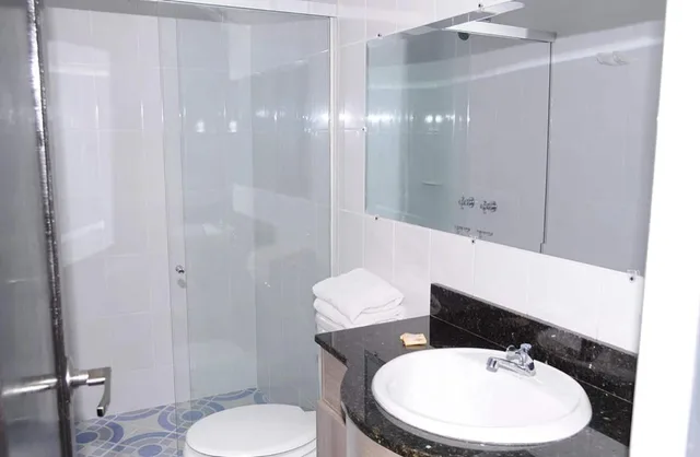 غرفة رباعية بسرير مزدوج، Hotel Villa Real 4/6