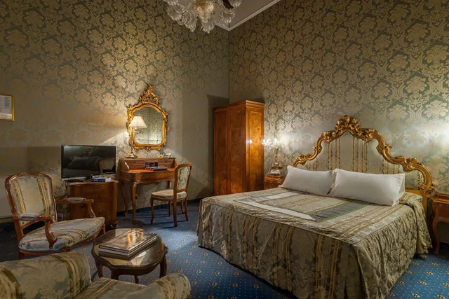 غرفة كلاسيكية بسريرين منفصلين، Hotel Al Ponte Antico 4/8