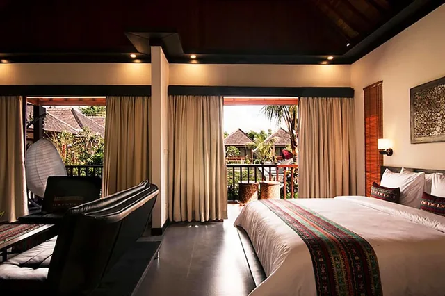 غرفة بسرير مزدوج بإطلالة على المسبح بغرفة نوم واحدة، Samata Village Gili Air 2/3