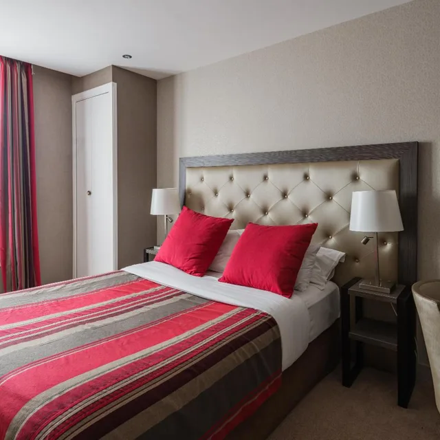 غرفة بسرير مزدوج، Hotel Eiffel Kennedy 2/10