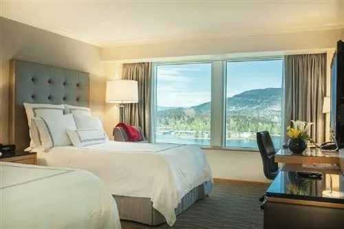 غرفة بسرير مزدوج أو سريرين منفصلين بإطلالة على المرفأ، Pan Pacific Vancouver 1/1