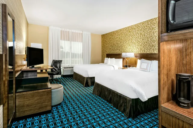 غرفة بسريرين كوين، Fairfield Inn And Suites Van Canton Area 1/2