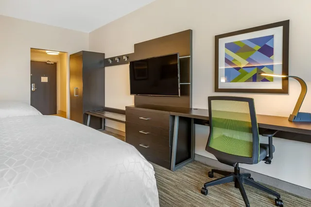 Suite, Multiple Beds، Holiday Inn Express Suites Phoenix Dwtn State Capitol 2/7