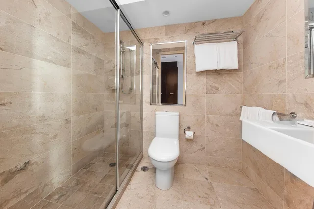غرفة بسريرين منفصلين، Canberra Rex Hotel 4/4
