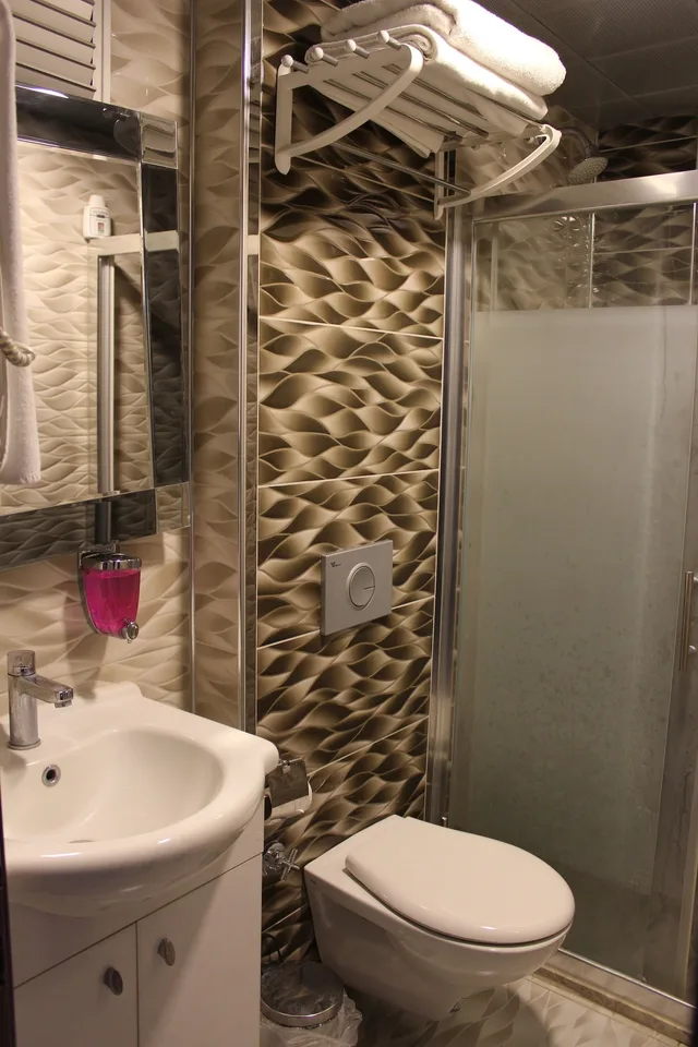 غرفة بسريرين منفصلين بإطلالة على المدينة، Laleli Hotel Izmir 4/6