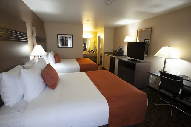 جناح استوديو بسرير كينج بحوض جاكوزي، Hawthorn Suites By Wyndham Napa Valley 4/8