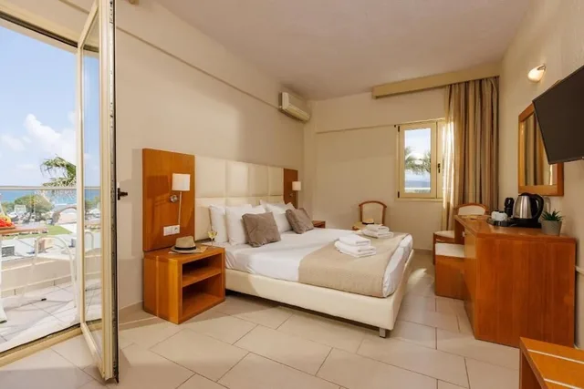 غرفة قياسية بإطلالة على البحر، Malia Bay Beach Hotel And Bungalows 7/10