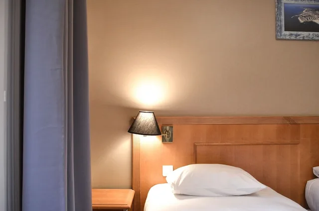 Comfort, Twin Beds, HOTEL DE LA PERDRIX ROUGE 3/9