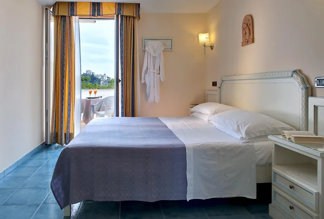 غرفة ثلاثية بشرفة، Hotel San Giovanni Terme 4/8
